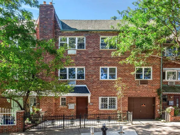 11-52 30th Road, Long Island City, NY 11102