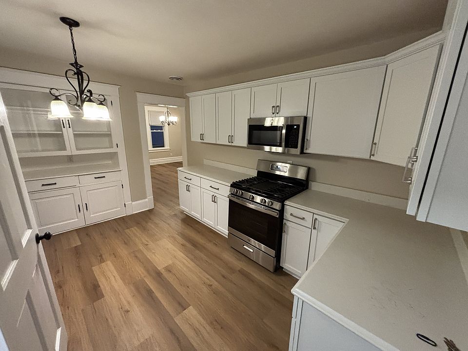 1st image of 3752 E Pulaski Ave #4