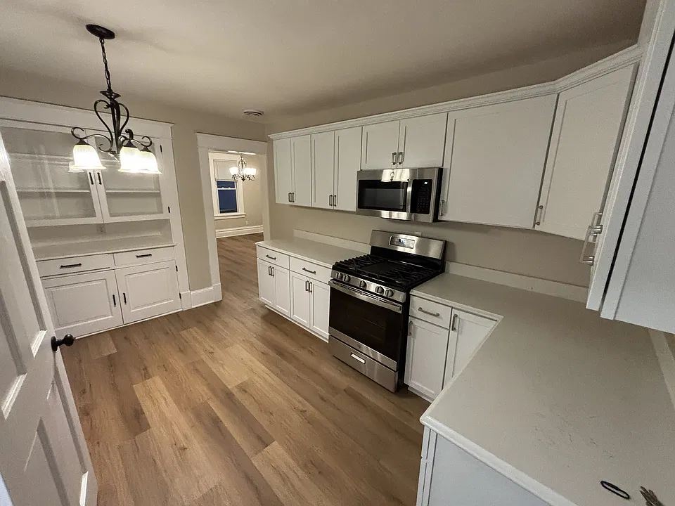 3752 E Pulaski Ave #4