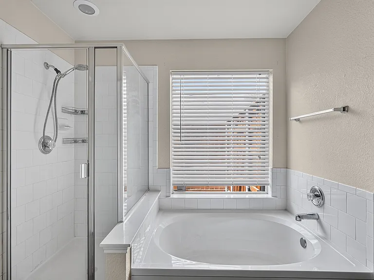 1325 Periwinkle Dr — Photo 20