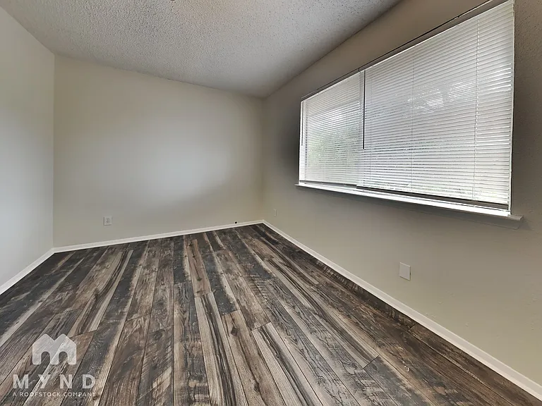 5632 Birchmont Dr #C — Photo 11