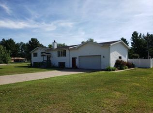 1192 E King Rd, Tomahawk, WI 54487