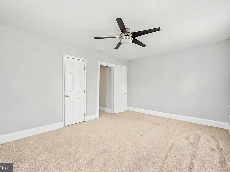 732 W Railroad Ave — Photo 23