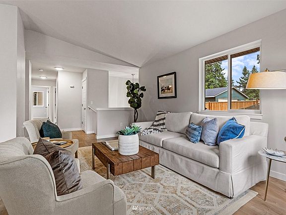 4th image of 20705 108th St E