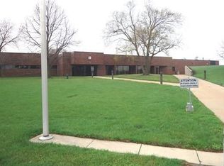 4200 C St SW, Cedar Rapids, IA 52404