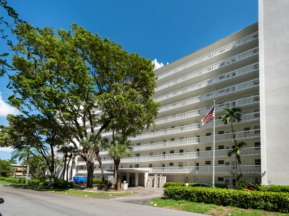 2555 NE 11th St, Fort Lauderdale, FL