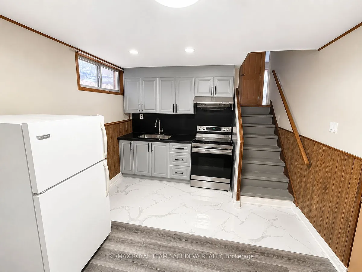 Building Photo - 63 Bobmar Rd #LOWER