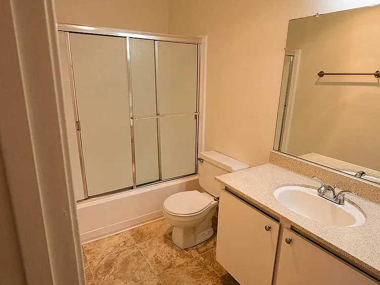 The Cypress 1+1 bathroom