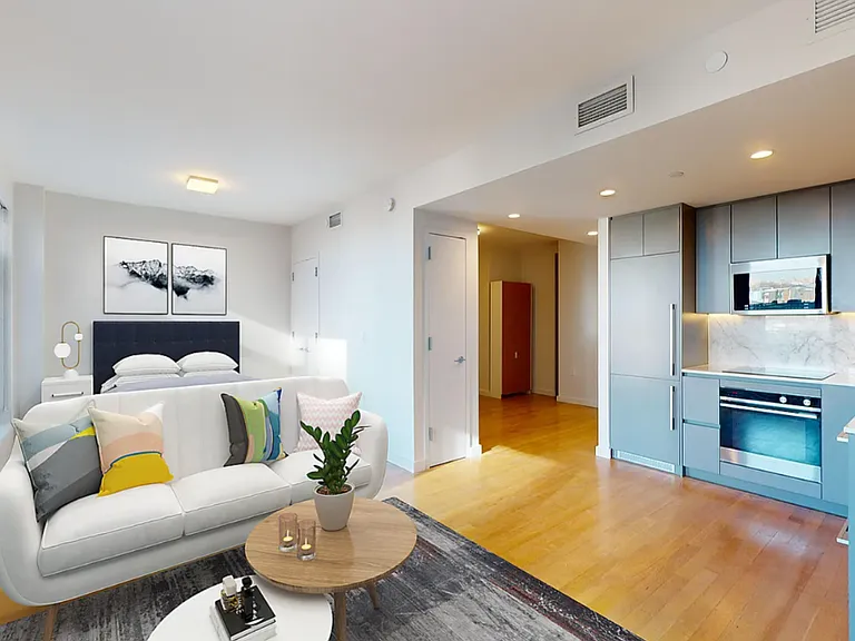 515 E 86th St #706 — Photo 1