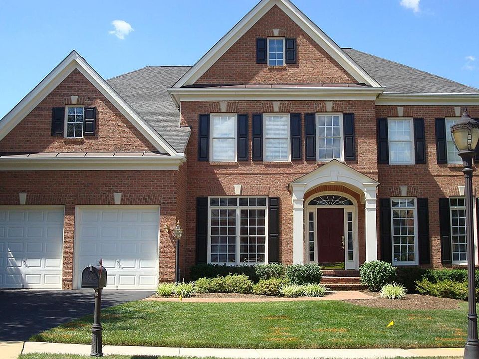 1st image of 10115 Ratcliffe Manor Dr