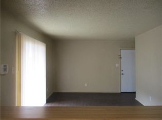 750 E Warrior Trl APT B, Grand Prairie, TX 75052