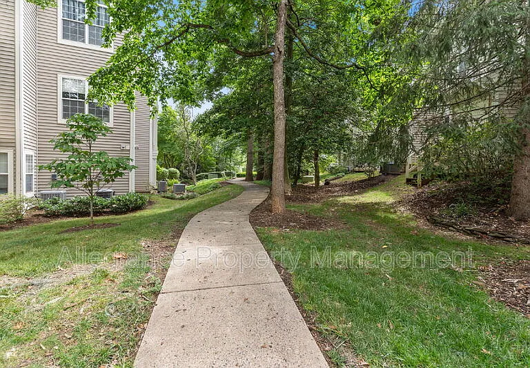 11400 Windleaf Ct #R — Photo 28