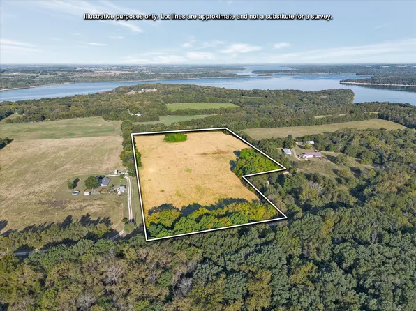 002 S 20th Road, Aldrich, MO 65601
