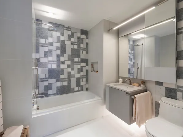 1 City Point image 8 of 25