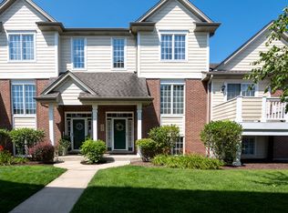 15647 Scotsglen Rd, Orland Park, IL 60462