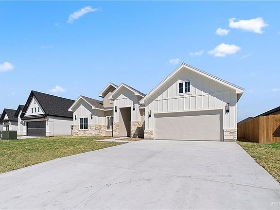 4th image of 316 Brooks Cr Cir