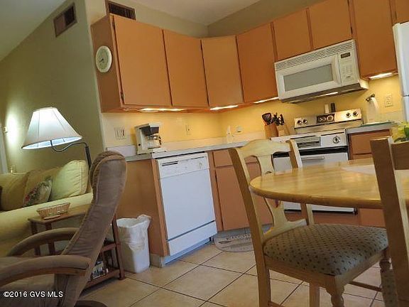 4th image of 1065 S Calle De Las Casitas