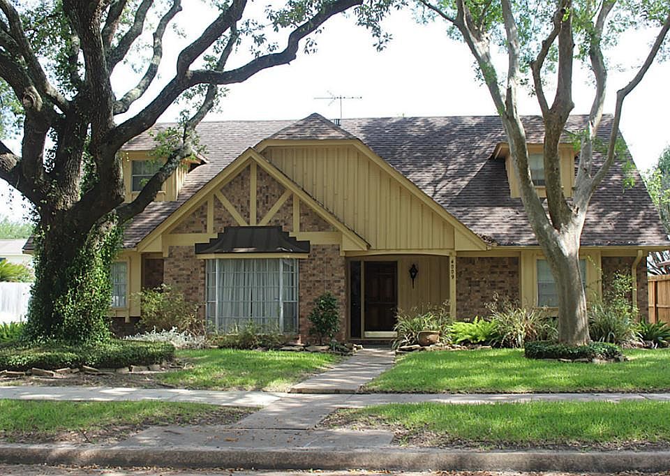 1st image of 4009 Ecuador Dr