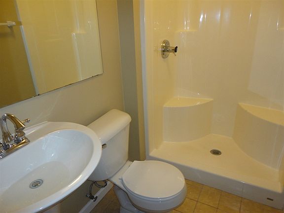 4th image of 3930 Truro Ct