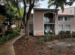12106 Saint Andrews Pl APT 102, Hollywood, FL 33025