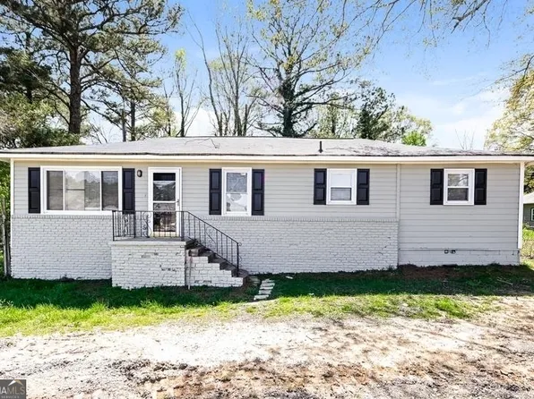 3027 Rex Rd, Rex, GA 30273