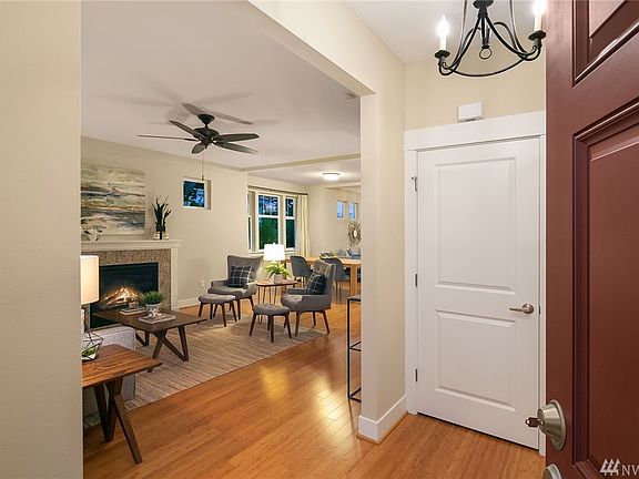 4th image of 1733 27th Ln NE