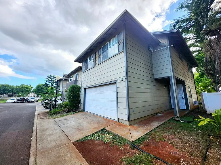 91-210 Mikiala Pl — Photo 29