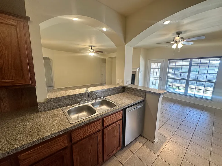 41 Amberwood Dr — Photo 10