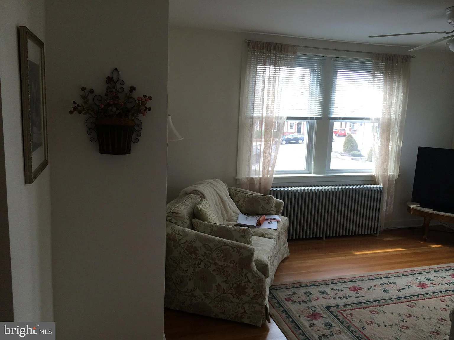 2 bed, 1.0 bath, 850 sqft, $1,575 — Photo 4