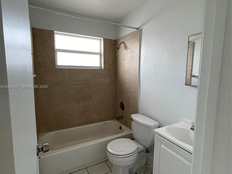 1243 NW 61st St #3 — Photo 9