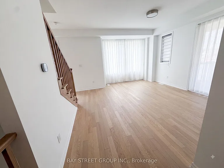 106 Avani Ave — Photo 11