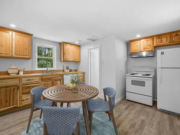 95 Shore Road #8, North Truro, MA 02652