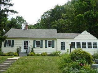 118 Washington Rd, Brimfield, MA 01010