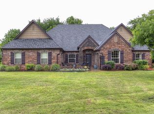 13822 S 18th Pl, Bixby, OK 74008