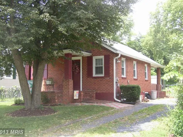 109 W 11th St, Front Royal, VA 22630