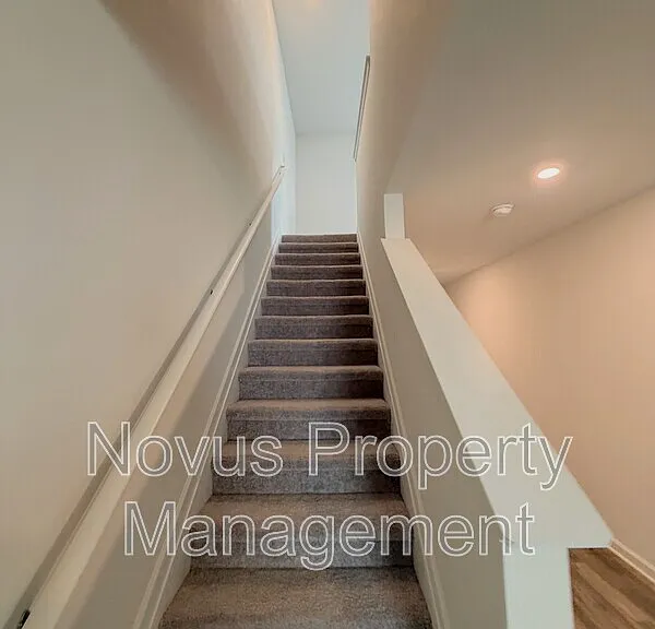 506 Amelia Ct — Photo 10
