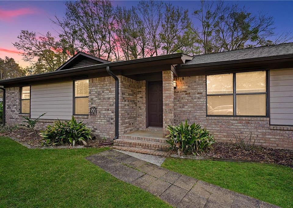 1st image of 106 Lively Cir