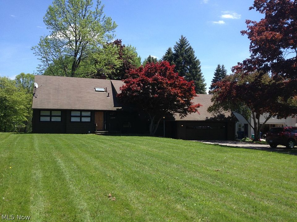 1st image of 2296 North Rd NE