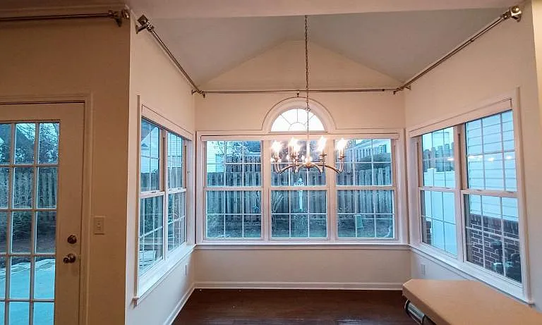 519 Cliffview Ct — Photo 3