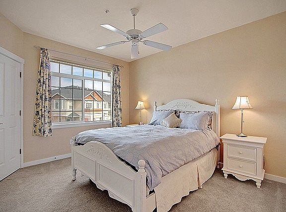 5th image of 1855 Trossachs Blvd SE Unit 906