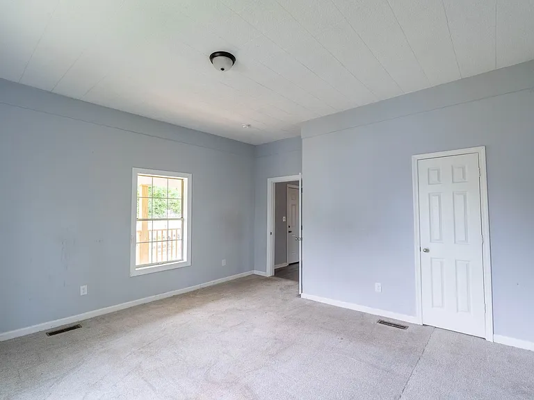 326 Maple St #A — Photo 4