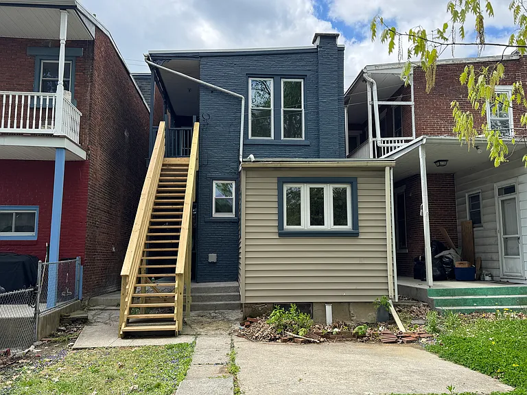 230 S 8th Street — Photo 6