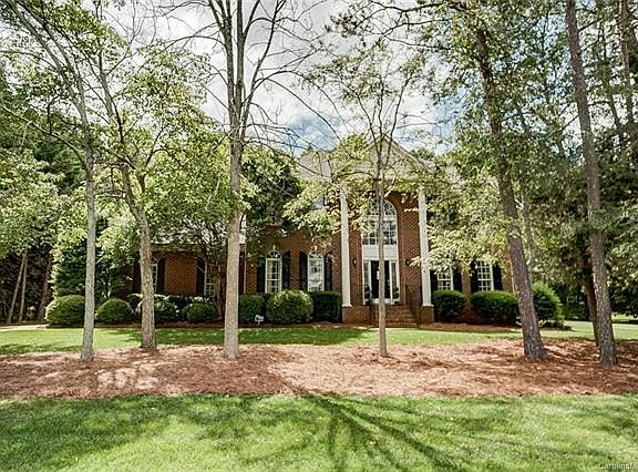 2nd image of 7103 Olde Sycamore Dr