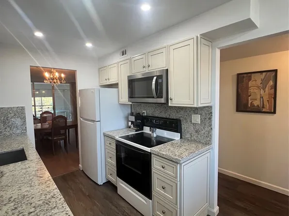 2998 NW 48th Terrace #434, Lauderdale Lakes, FL 33313