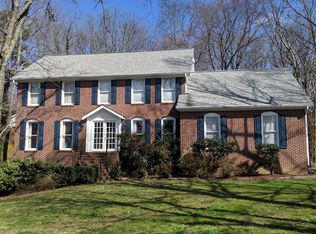 2310 Fox Run Dr, Signal Mountain, TN 37377