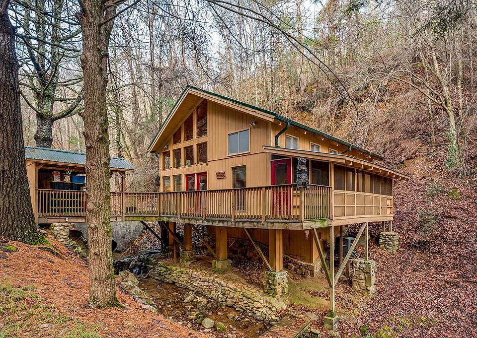 1st image of 2645 Black Walnut Flats Rd