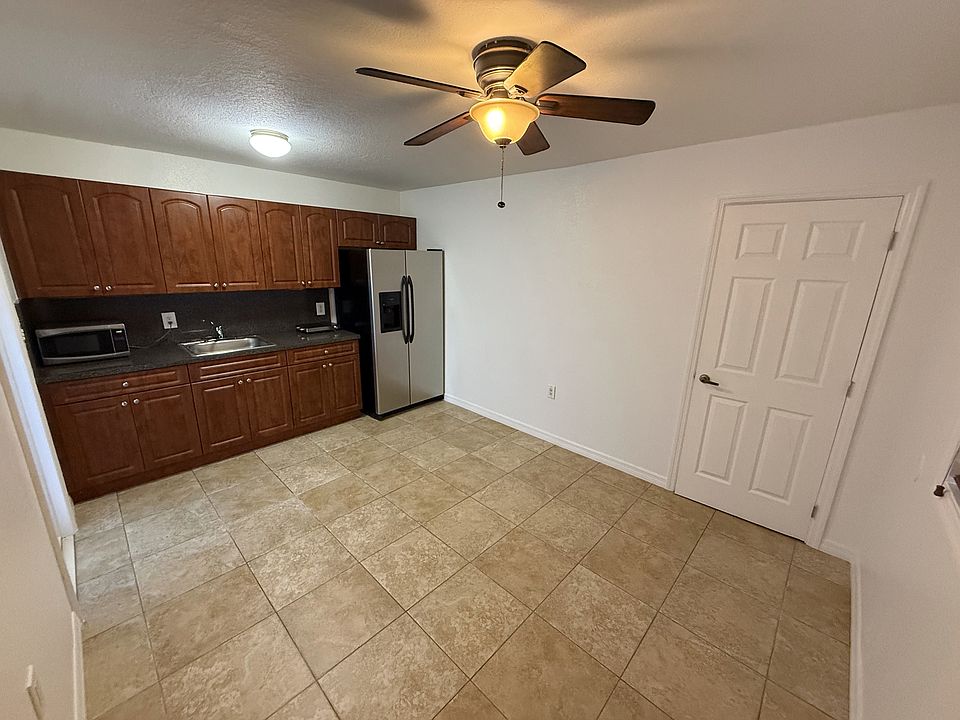 2nd image of 1321 SW 93rd Ct