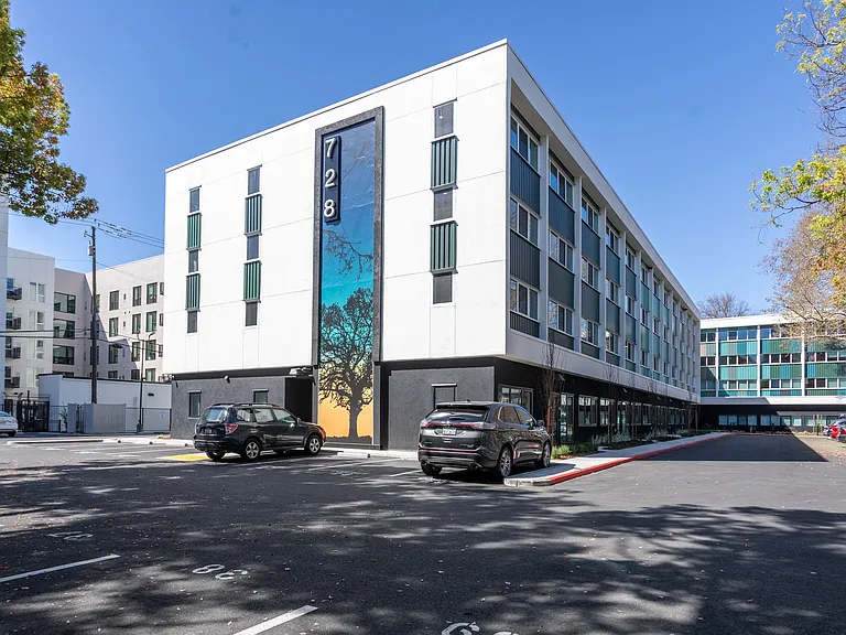 The Mod at Midtown — Photo 18