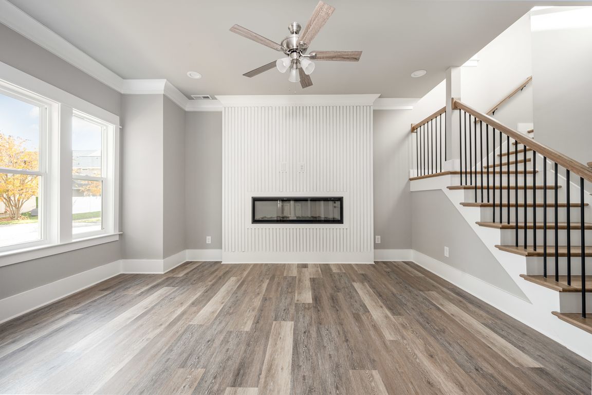 next background image