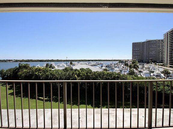 2nd image of 122 Lakeshore Dr APT 534